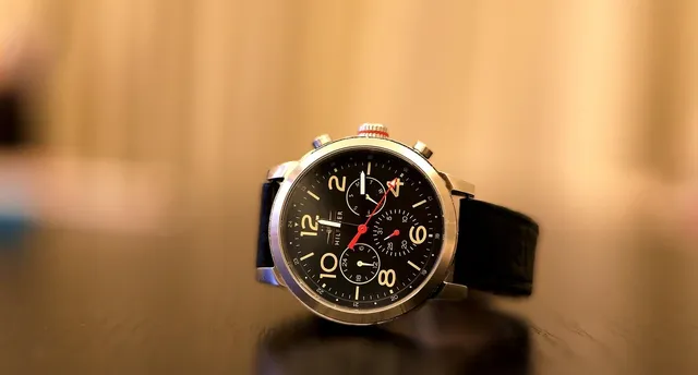 20mm sustainable leather watch strap in black with silver closures