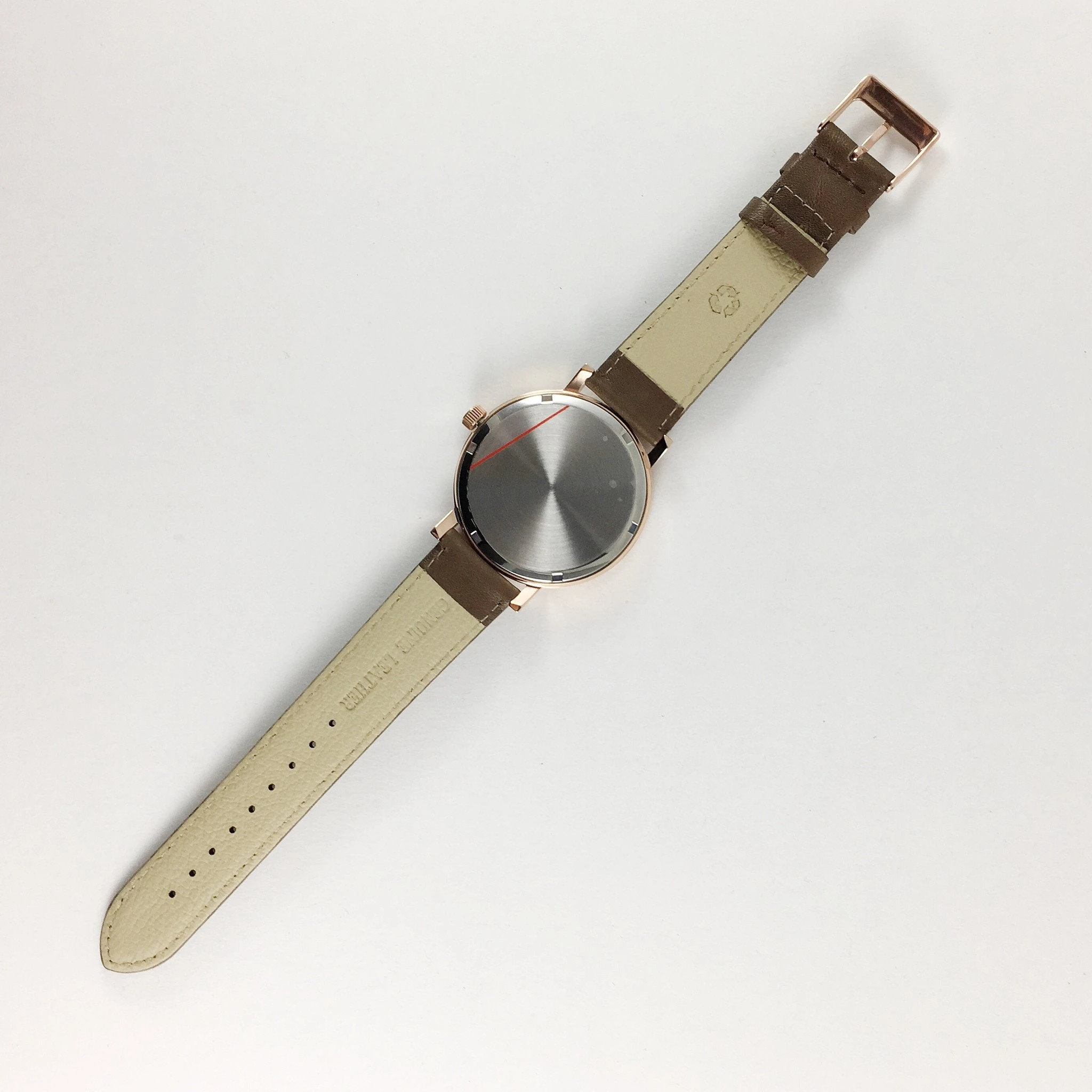 BERG+BETTS sustainably made interchangeable watch straps meticulously made from leather that would otherwise go to waste