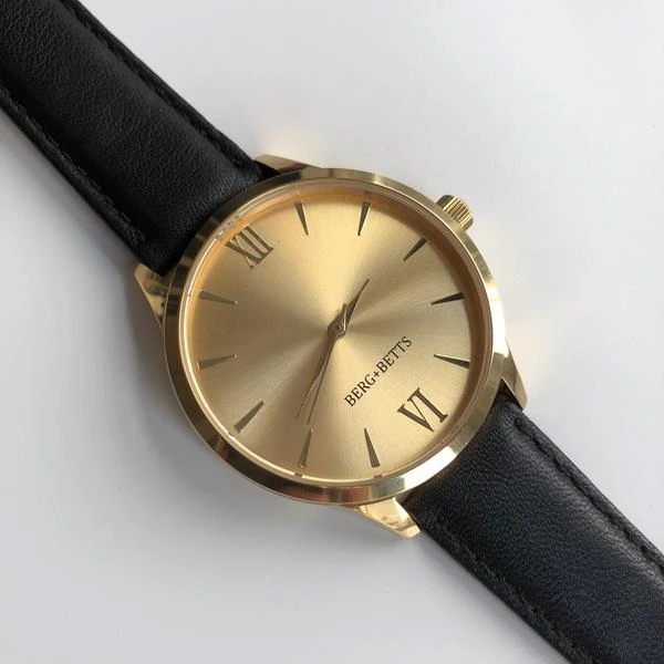 Minimalistic Gold Face Watch with Sustainable Black Leather Band with Buckle Closure