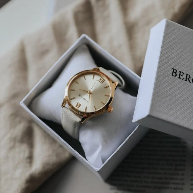 Mindful Gold and Ivory